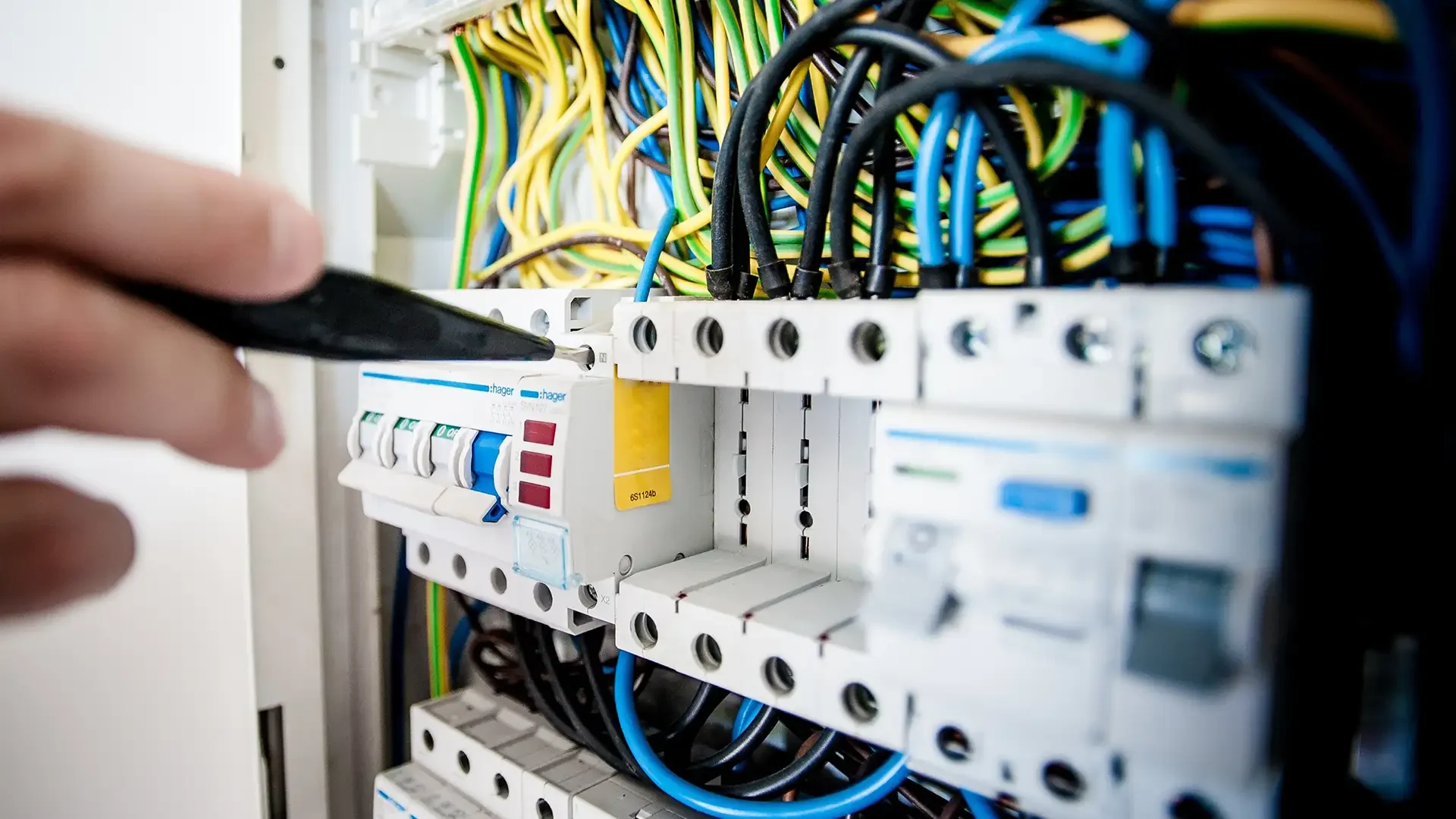 Residential and Commercial Electrical Rewiring Ladywell